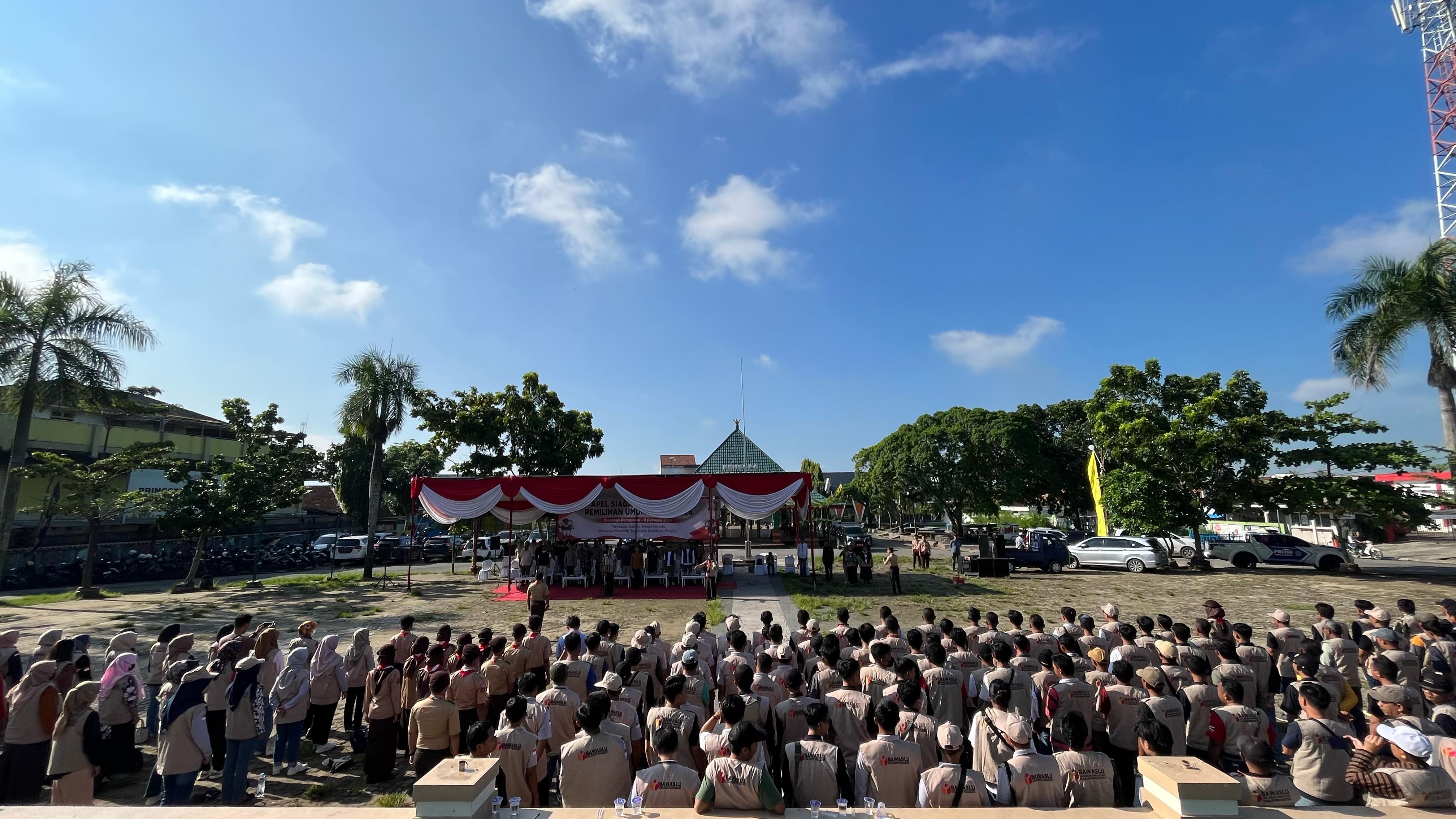 BAWASLU PRINGSEWU GELAR APEL MASA TENANG PEMILU TAHUN 2024 DI KABUPATEN PRINGSEWU