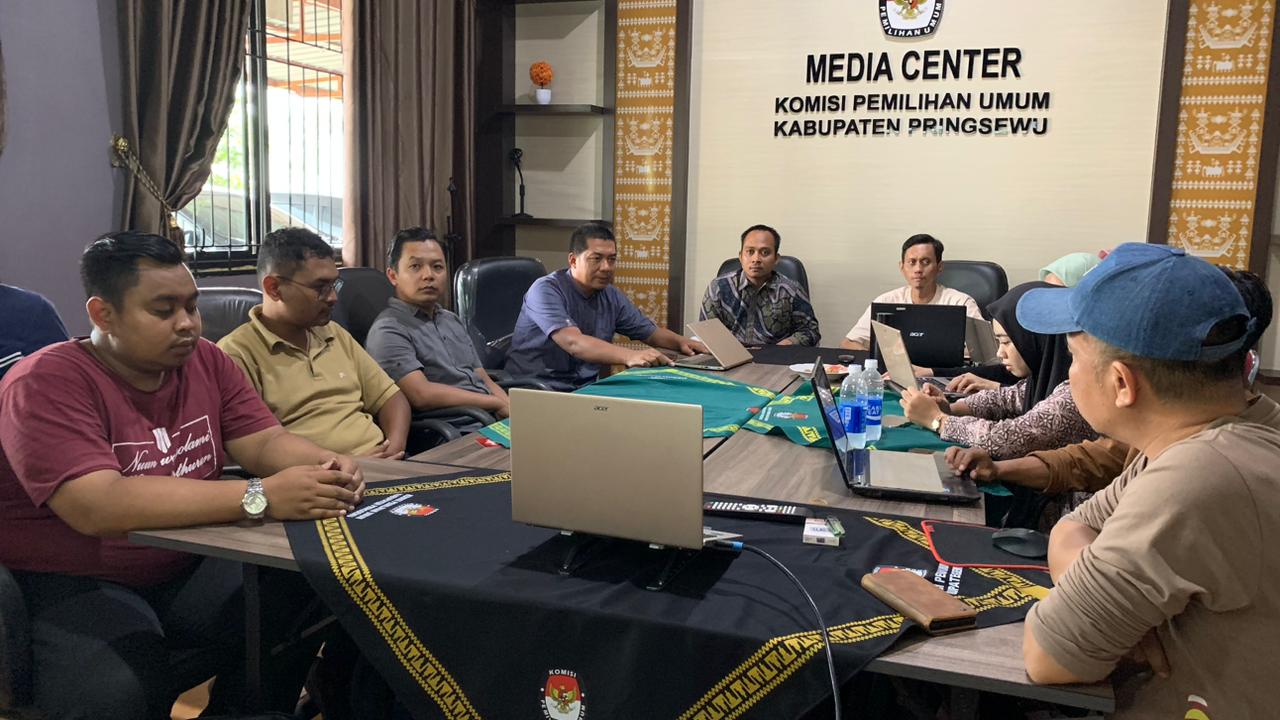 Bawaslu Pringsewu Ingatkan Pentingnya Kepatuhan Prosedur Kerja Pantarlih dalam Pelaksanaan Coklit Pemilihan  2024