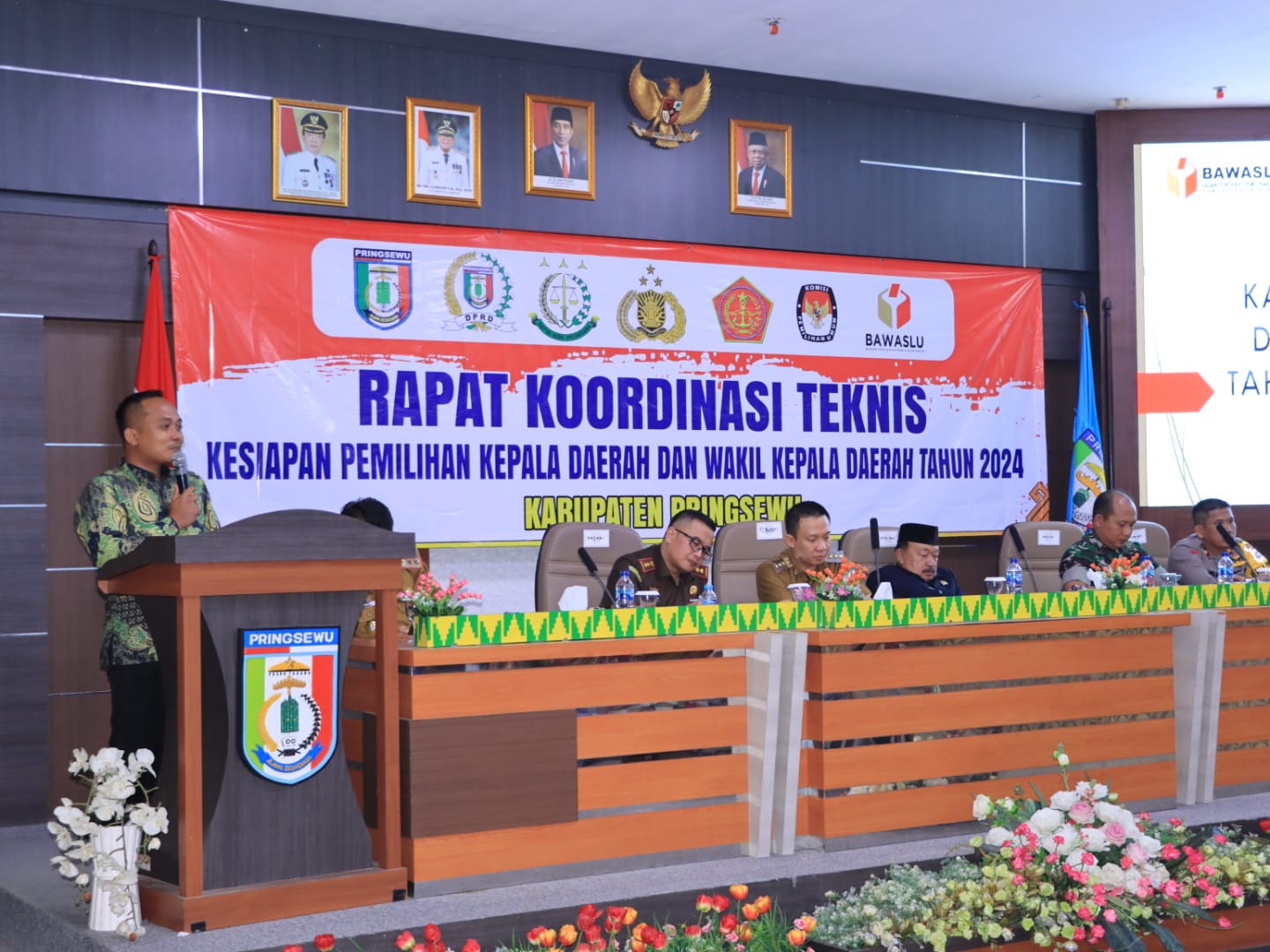 Bawaslu Paparkan Persiapan Pengawasan Pemilihan Serentak 2024 dalam Rakernis Kesiapan Pilkada di Pringsewu