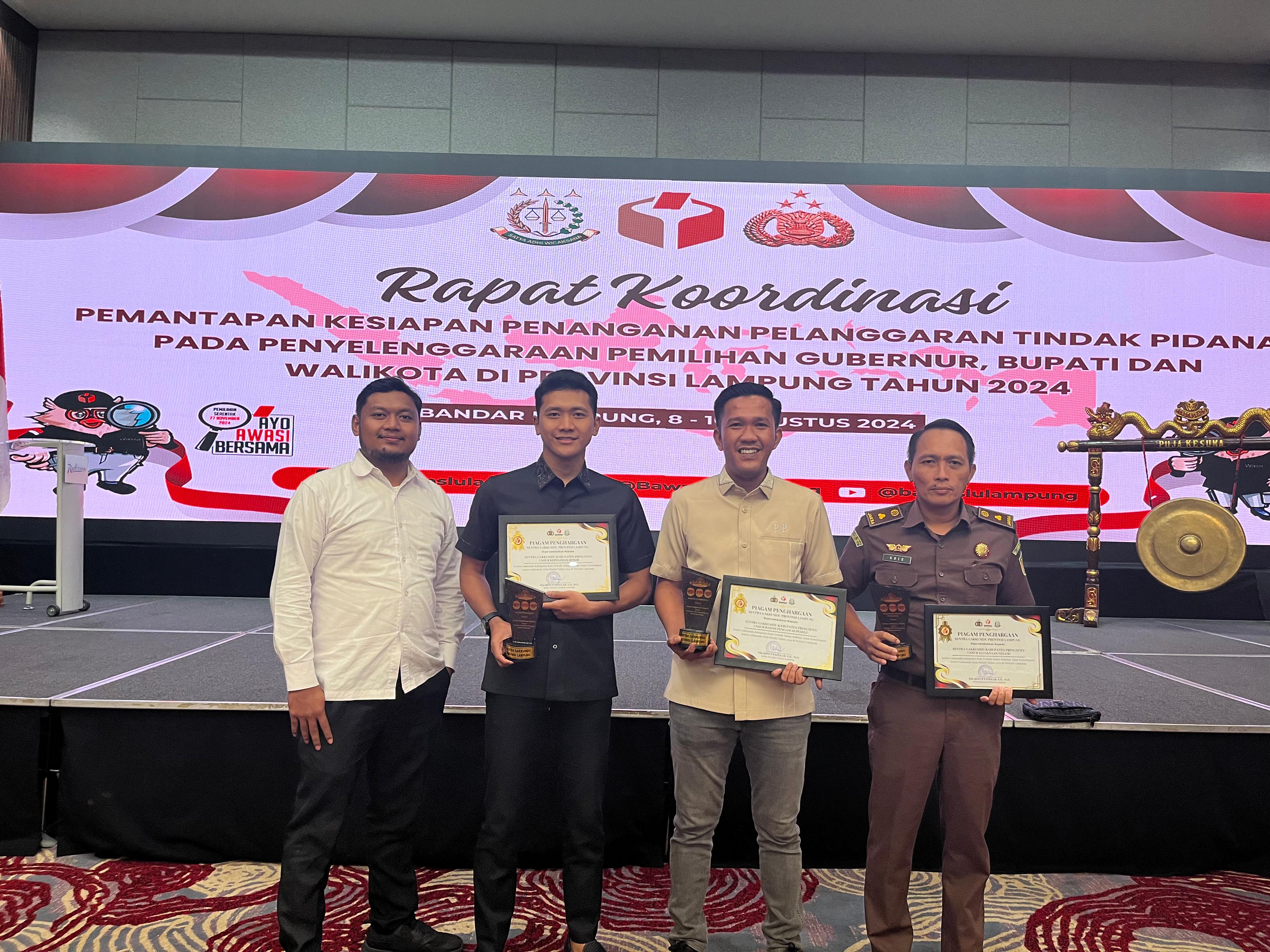 Sentra Gakkumdu Pringsewu Raih Penghargaan Terbaik dalam Soliditas Antar Kelembagaan Sentra Gakkumdu