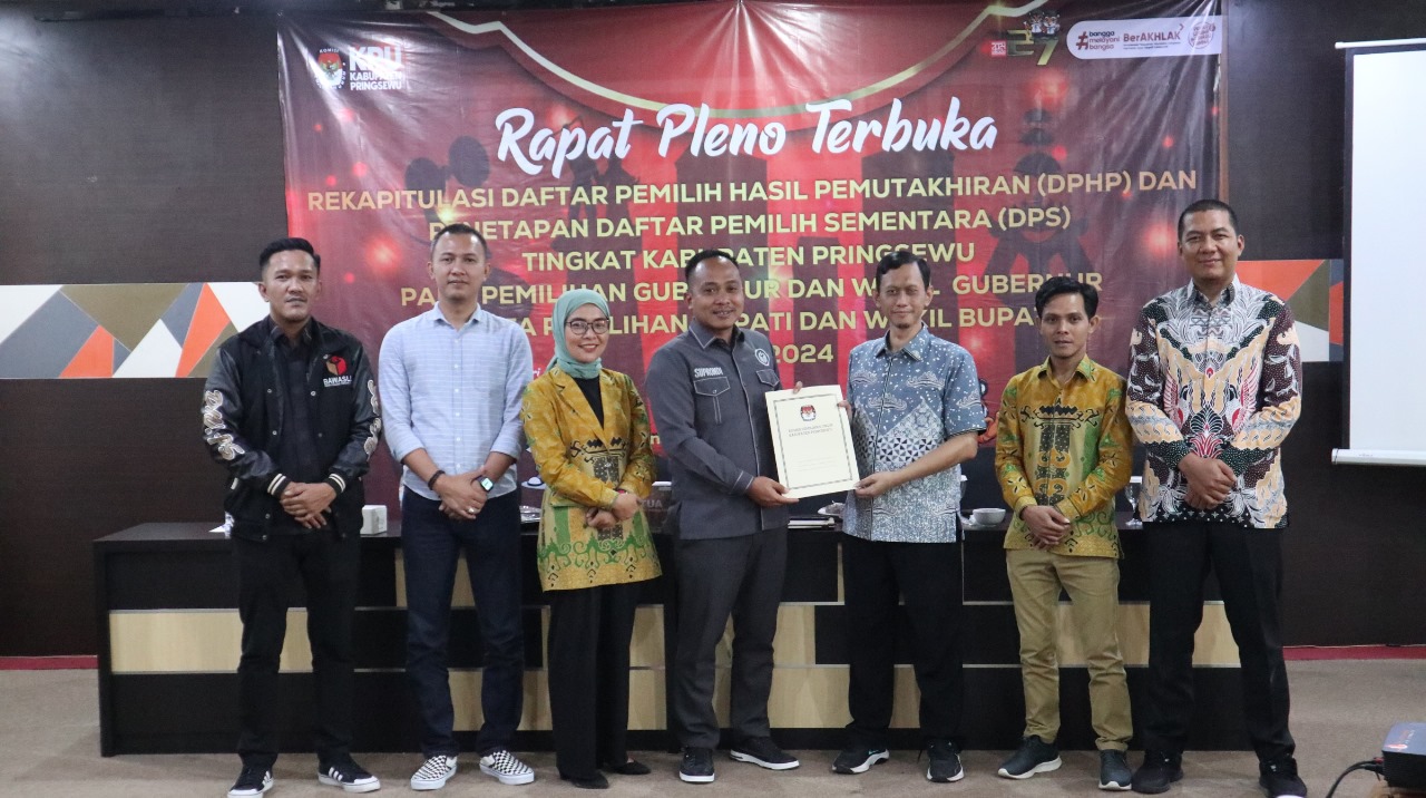 Rapat Pleno Rekapitulasi DPS Tingkat Kabupaten, Bawaslu Pringsewu Beri Masukan Data