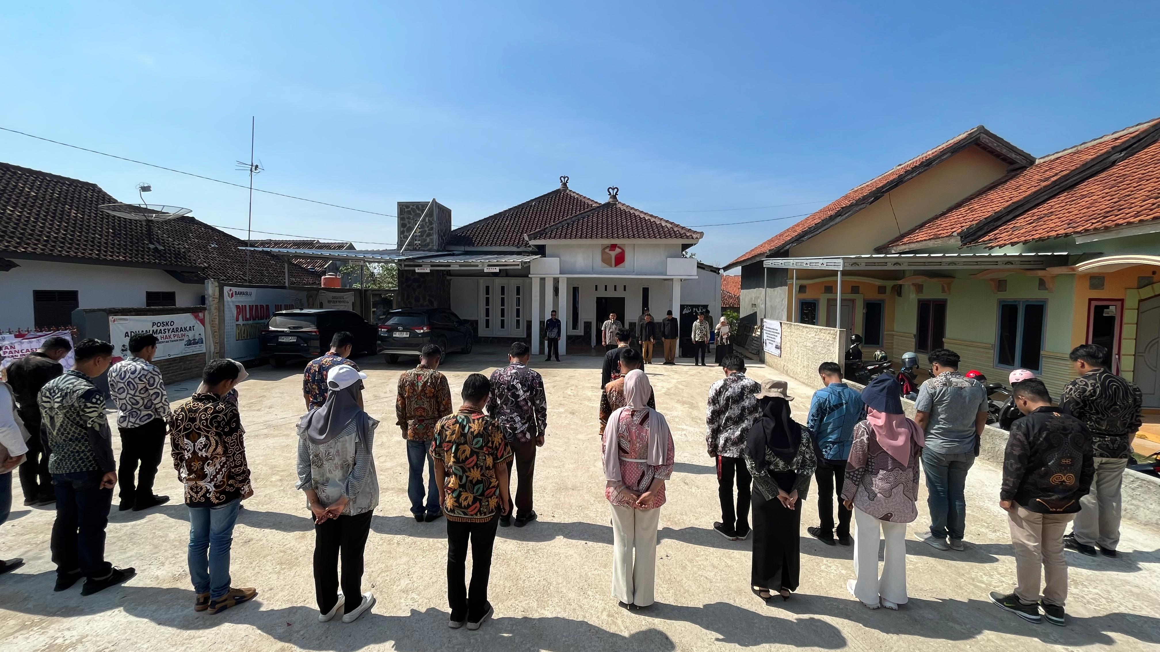 Bawaslu Pringsewu  melaksanakan upacara memperingati Hari Kesaktian Pancasila yang digelar di halaman Kantor Bawaslu Pringsewu pada Selasa, 1 Oktober 2024