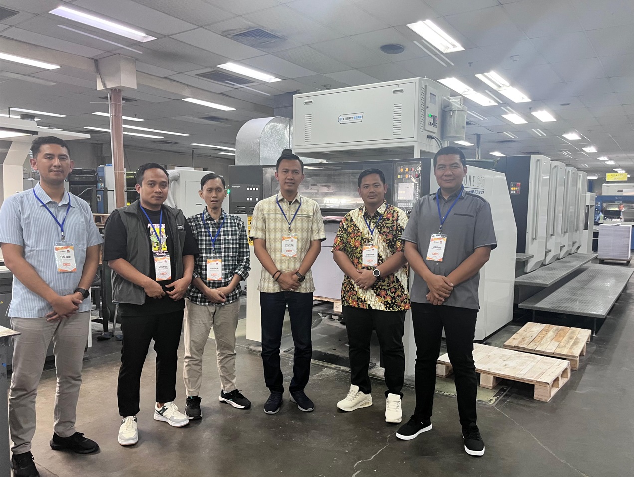 Foto Bawaslu Pringsewu melaksanakan pengawasan terhadap proses pencetakan surat suara untuk Pemilihan Kepala Daerah (Pilkada) tahun 2024.