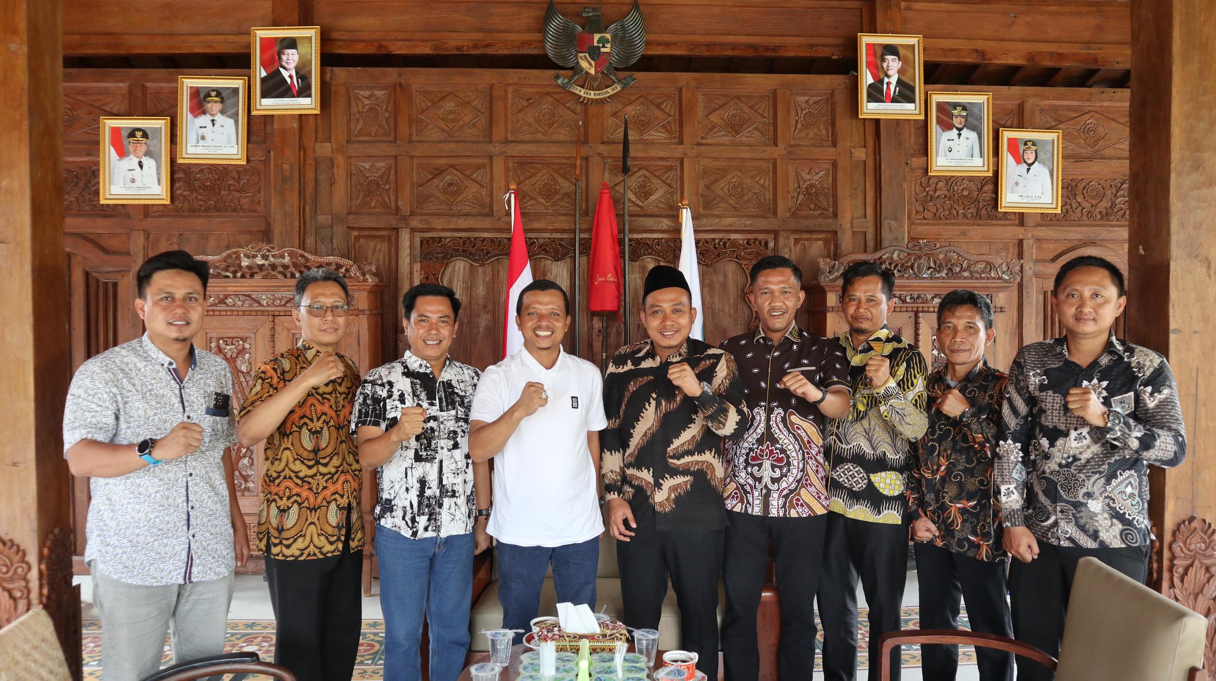 Foto Saat Bawaslu Audiensi dan Silaturahmi ke Bupati Pringsewu, Riyanto Pamungkas