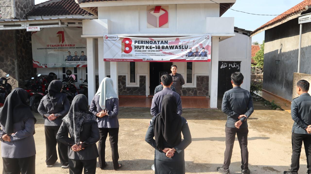 Apel Pagi Bawaslu Pringsewu: Perkuat Persepsi dan Komitmen Kinerja di Masa Non-Tahapan