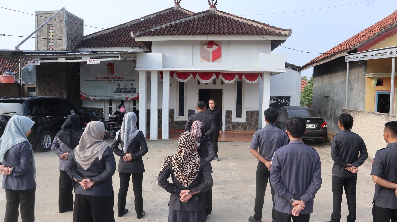 Bawaslu Pringsewu Gelar Apel Pagi dan Penguatan Disiplin Kerja