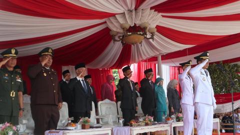 Bawaslu Pringsewu Hadiri Upacara Peringatan Hari Jadi ke-17 Kabupaten Pringsewu
