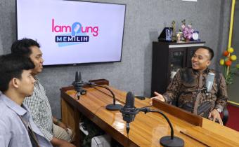 Bawaslu Pringsewu Sosialisasikan Pengawasan Partisipatif melalui Podcast "Lampung Memilih Spesial Pilkada 2024"