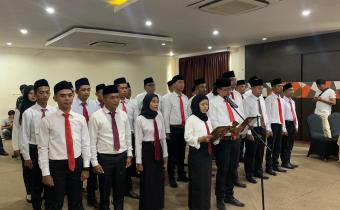 SIAP LAKSANAKAN PILKADA SERENTAK TAHUN 2024, BAWASLU PRINGSEWU LANTIK 27 PANWASCAM SE-KABUPATEN PRINGSEWU