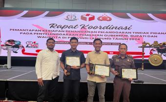 Sentra Gakkumdu Pringsewu Raih Penghargaan Terbaik dalam Soliditas Antar Kelembagaan Sentra Gakkumdu