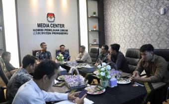 Mediansyah : Tekankan Pentingnya Ketelitian & Maksimalkan Waktu Perbaikan Berkas Bacabup dan Bacawabup Pringsewu