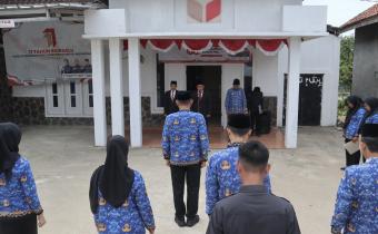 Foto saat Bawaslu Pringsewu menggelar upacara peringatan Hari Kesaktian Pancasila Tahun 2025