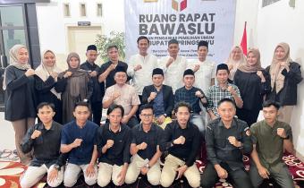 Hangatkan Kebersamaan, Bawaslu Pringsewu Gelar Buka Puasa Bersama