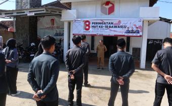 Tingkatkan Kedisiplinan dan Tata Kelola Administrasi, Bawaslu Pringsewu Gelar Apel Rutin