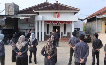 Bawaslu Pringsewu Gelar Apel Pagi dan Penguatan Disiplin Kerja